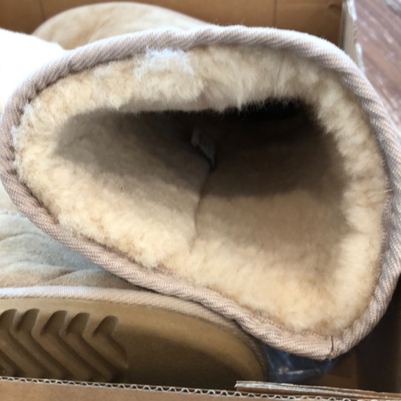 UGG boots size 7 - Picture 5 of 5